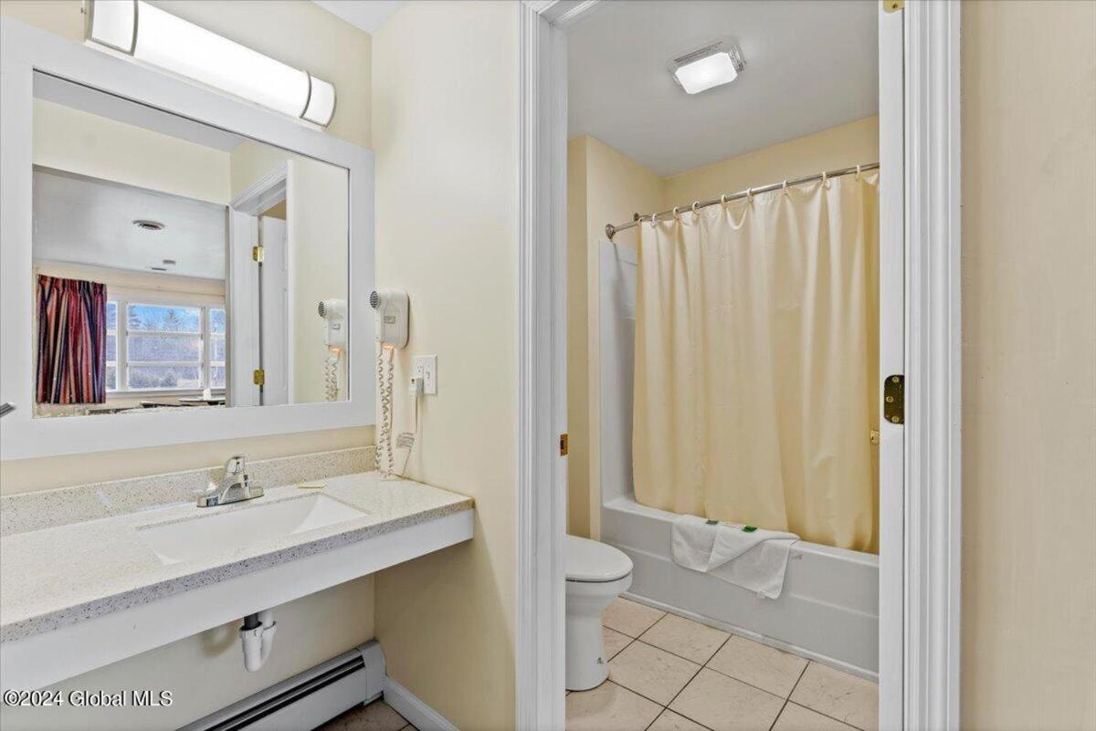 Top Hill Motel Saratoga Springs Extérieur photo