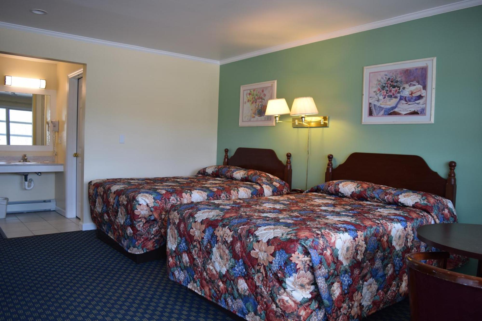 Top Hill Motel Saratoga Springs Extérieur photo
